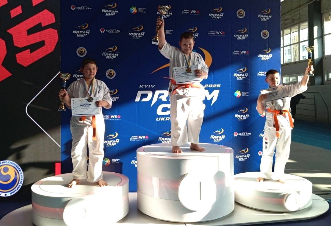 Юні каратисти Центру «Десантник» здобули 5 призових місць на чемпіонаті Києва